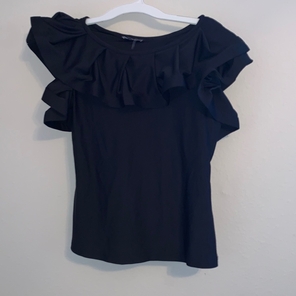 Gracia Black Top Ruffles size L